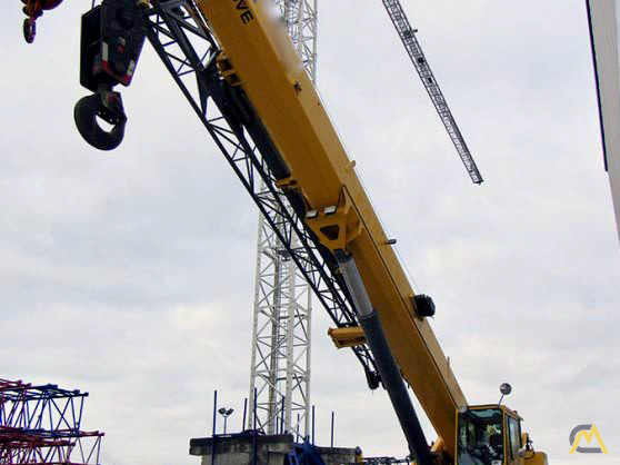 Grove RT880E 80-Ton Rough Terrain Crane 4
