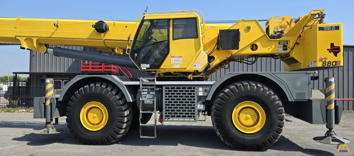 Grove RT880E Rough Terrain Crane 2