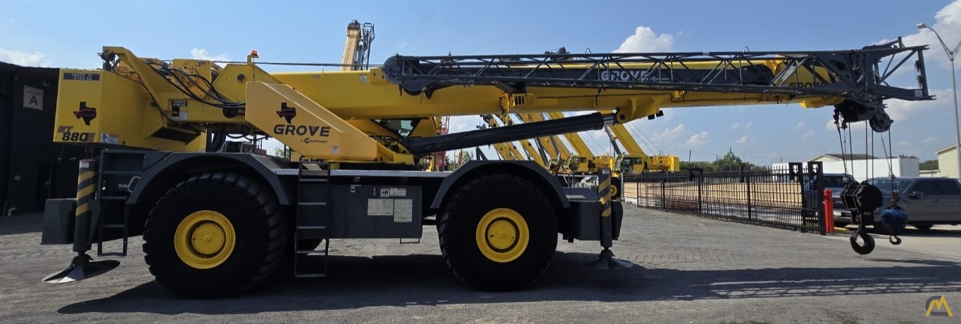 Grove RT880E Rough Terrain Crane 4