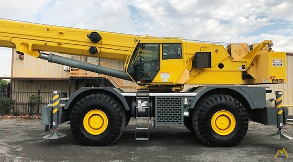 Grove RT890E 90-Ton Rough Terrain Crane 1