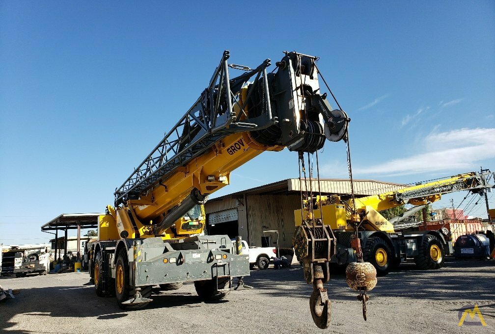Grove RT890E 90-ton Rough Terrain Crane 9