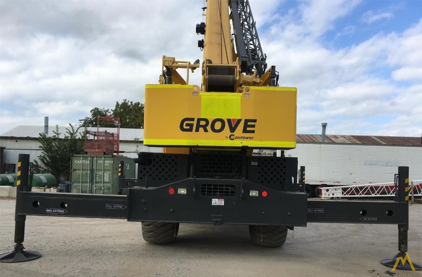 Grove RT890E 90-ton Rough Terrain Crane 3