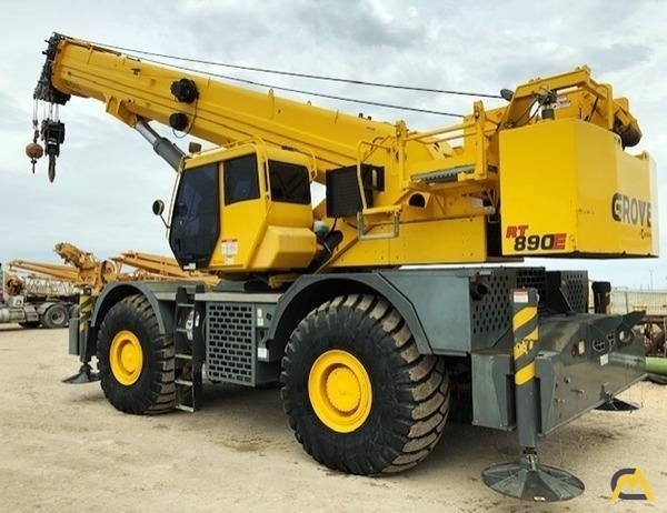 Grove RT890E 90-ton Rough Terrain Crane 0