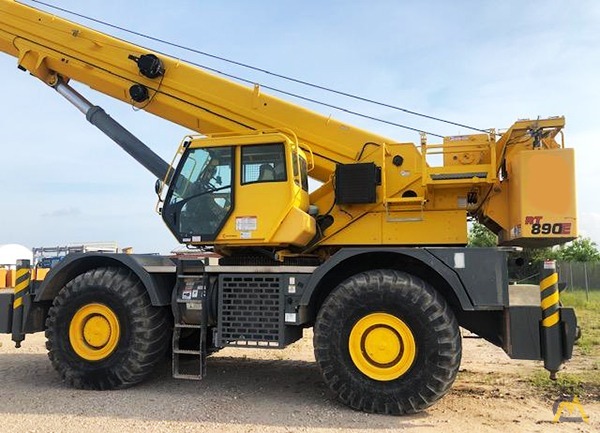 Grove RT890E 90-Ton Rough Terrain Crane 1