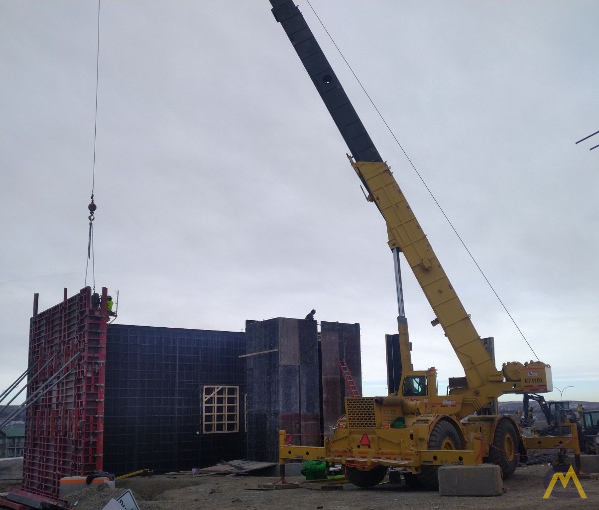 Grove RT9100 Rough Terrain Crane 3