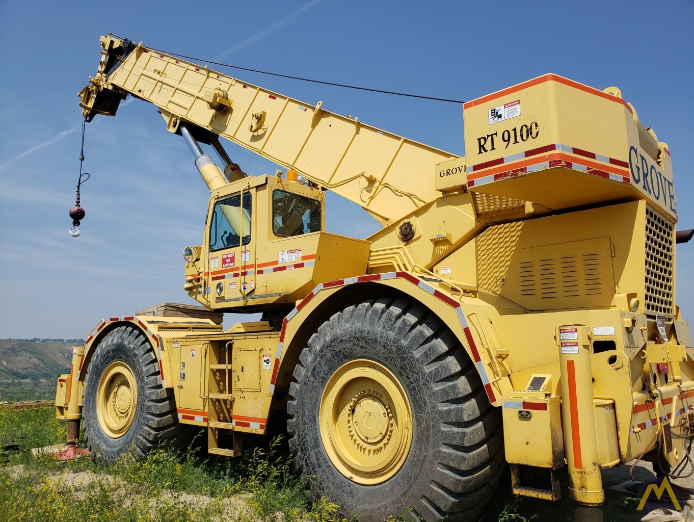 Grove RT9100 Rough Terrain Crane 1