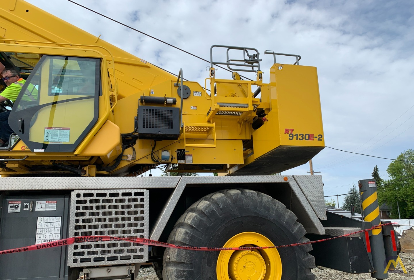 Grove RT9130E-2 130-ton Rough Terrain Crane 8