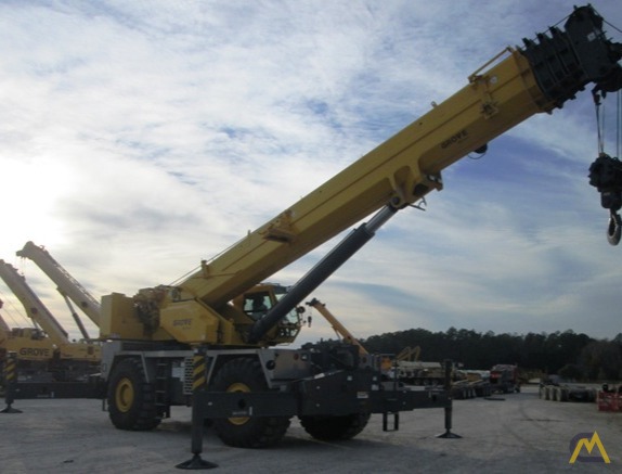 Grove RT9130E-2 130-Ton Rough Terrain Crane 3