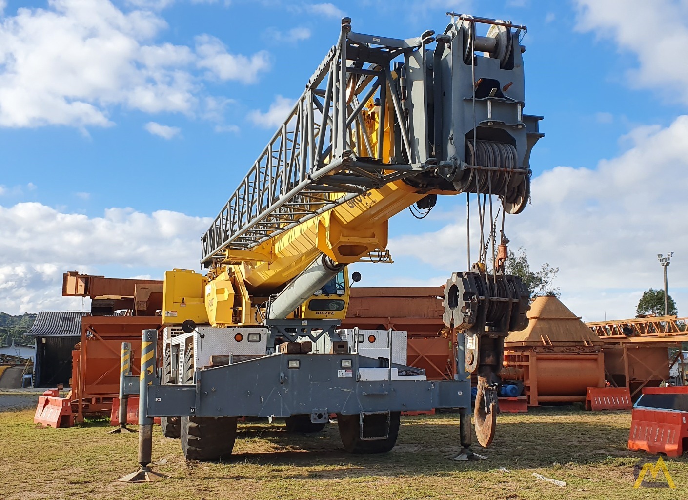 Grove RT9130E-2 130 Ton Rough Terrain Crane 4