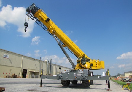 Grove RT9130E-2 130-Ton Rough Terrain Crane 0