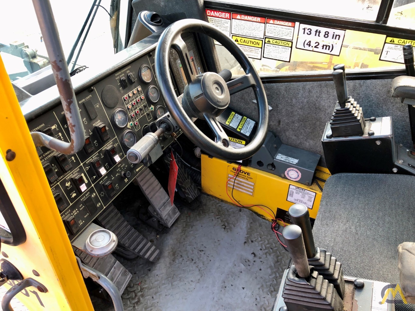 Grove RT9130E-2 Rough Terrain Crane 4