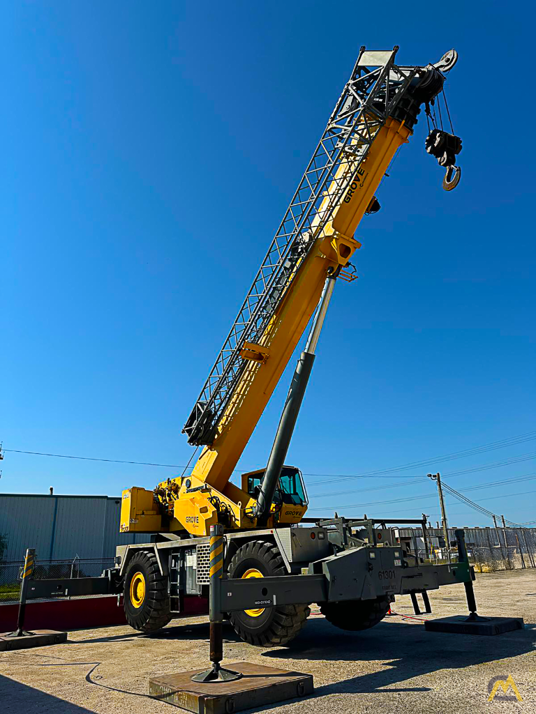 Grove RT9130E-2 Rough Terrain Crane 7