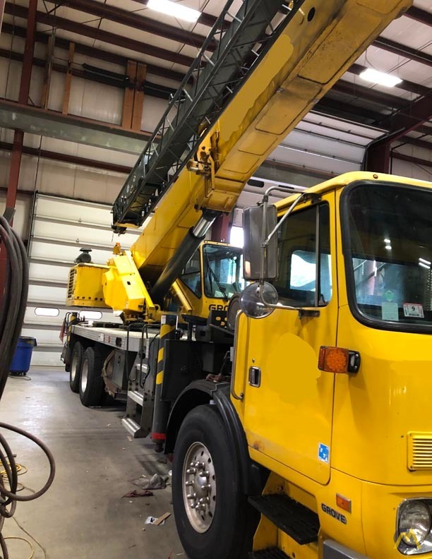 Grove TM500E-2 45-Ton Telescopic Truck Crane 3