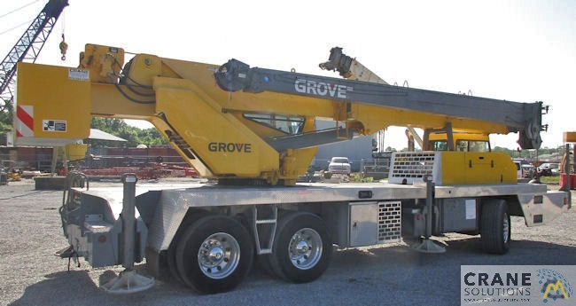 Grove TMS500E 40-Ton Hydraulic Truck Crane 3