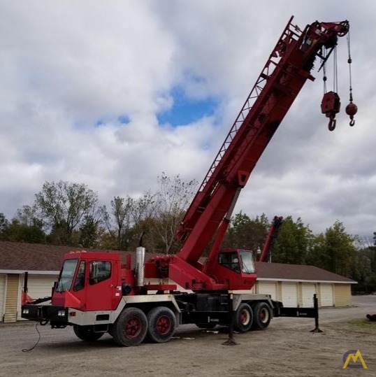 Grove TMS640 40-Ton Telescopic Truck Crane 0