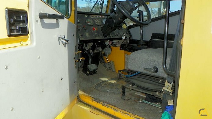 Grove TMS760E 60-ton Telescopic Boom Crane 13