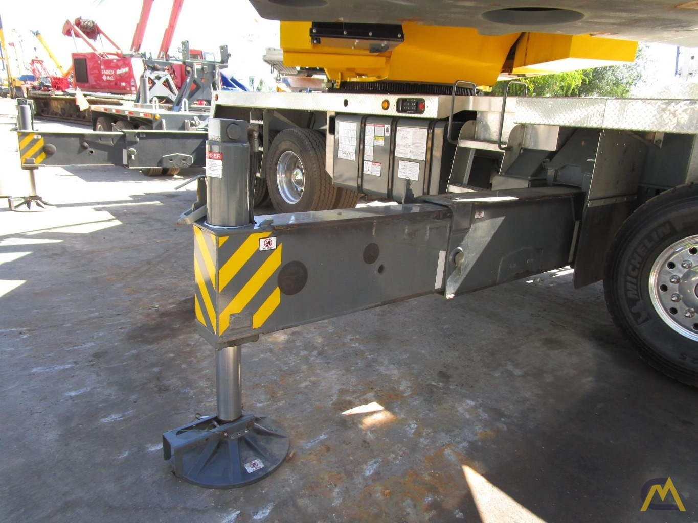 Grove TMS9000-2 115-Ton Telescopic Boom Truck Mounted Crane 27