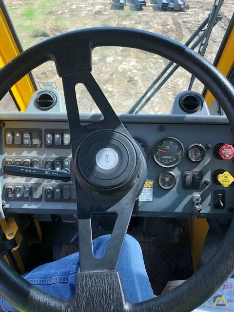 Grove TMS9000E 110-Ton Telescopic Truck Crane 8
