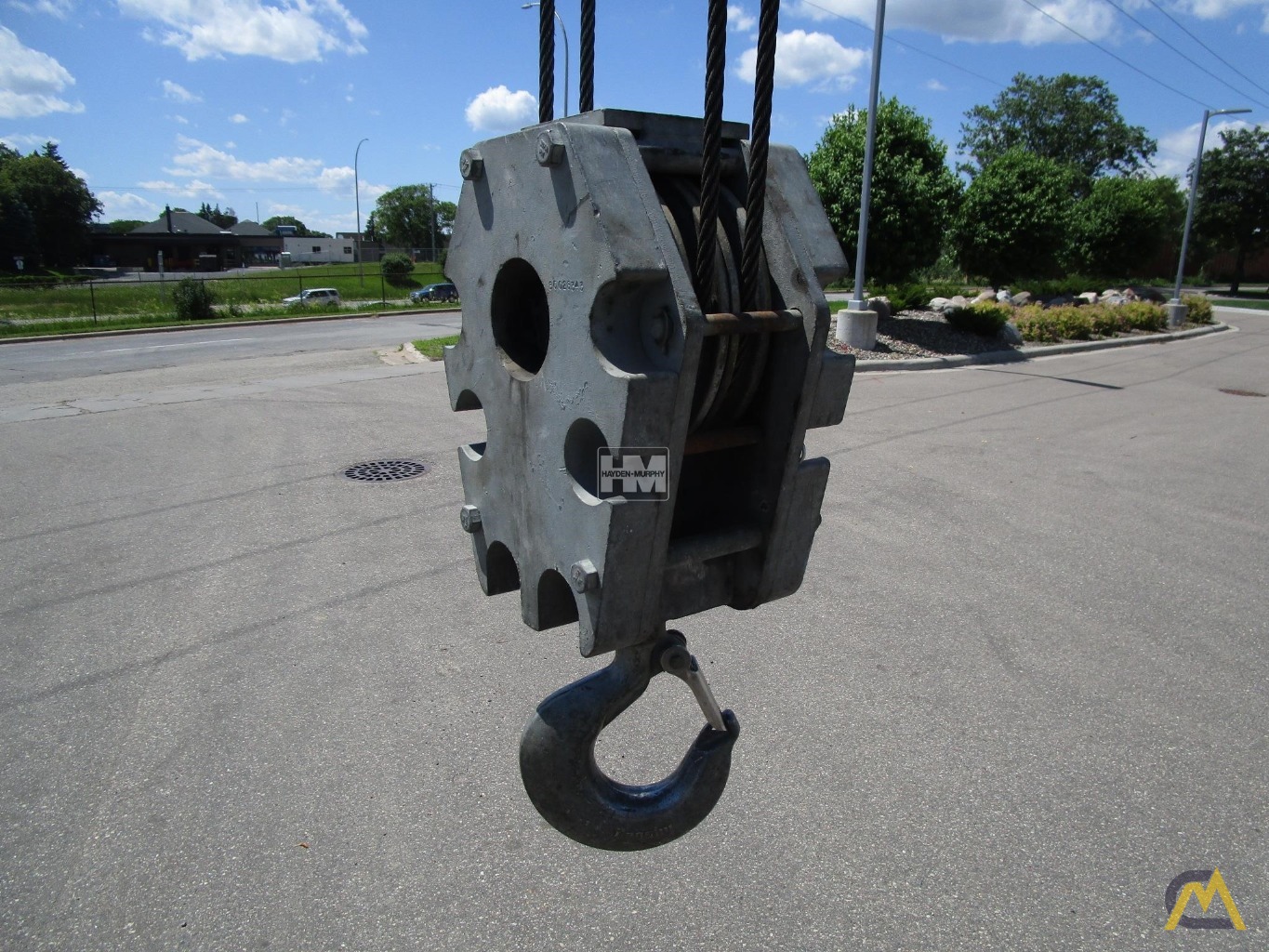 Grove YB7725 25-Ton Carry Deck Crane 7