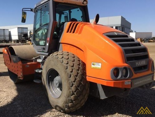 Hamm H 10i Smooth Drum Roller 1