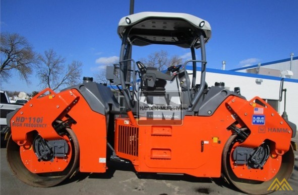 Hamm HD+ 110i VV-HF Compact Roller 5