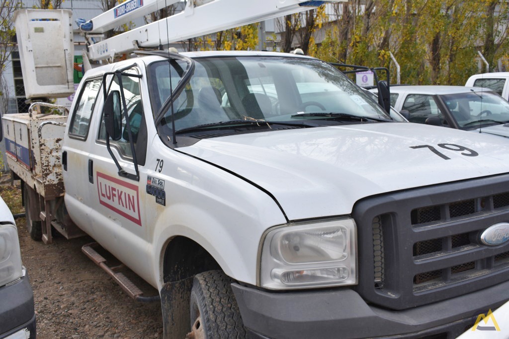 Hidro-Grubert BL-13C Articulating Bucket Truck on Ford F4000D 2