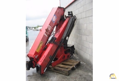 HMF 1563-K2 3.8-Ton Knuckle Boom Crane 1