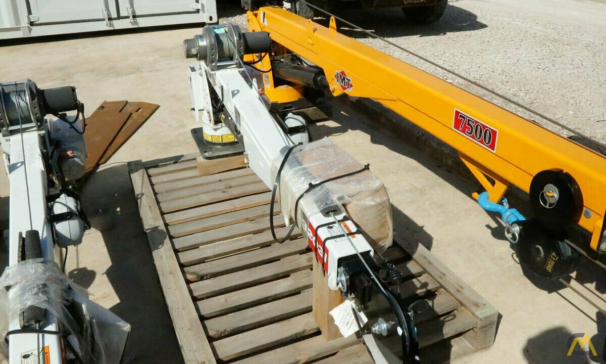 IMT 3203i 2-ton Telescopic Boom Service Crane 6