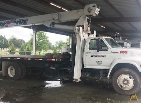 JLG 1500JBT 15-ton Boom Truck Crane on Ford 0