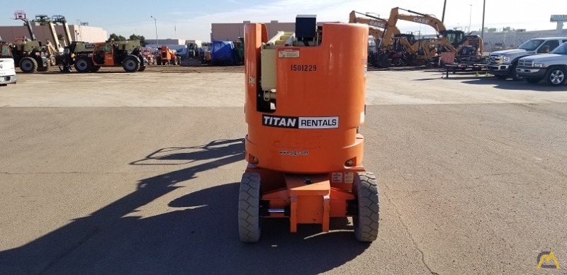 JLG E300AJP Articulating Boom Lift 3
