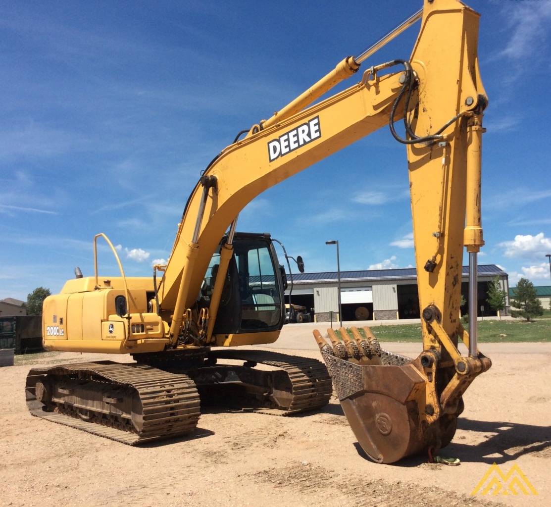 John Deere 200C LC Excavator 1