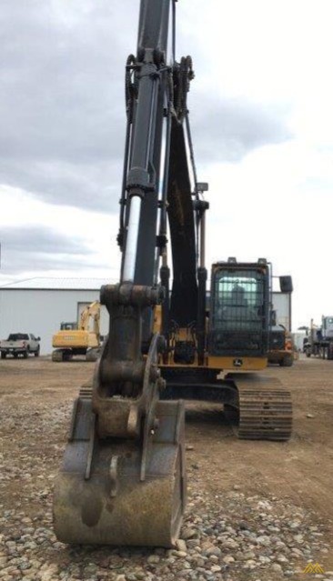 John Deere 210G Excavator 0