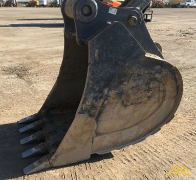 John Deere 250G LC Excavator 5