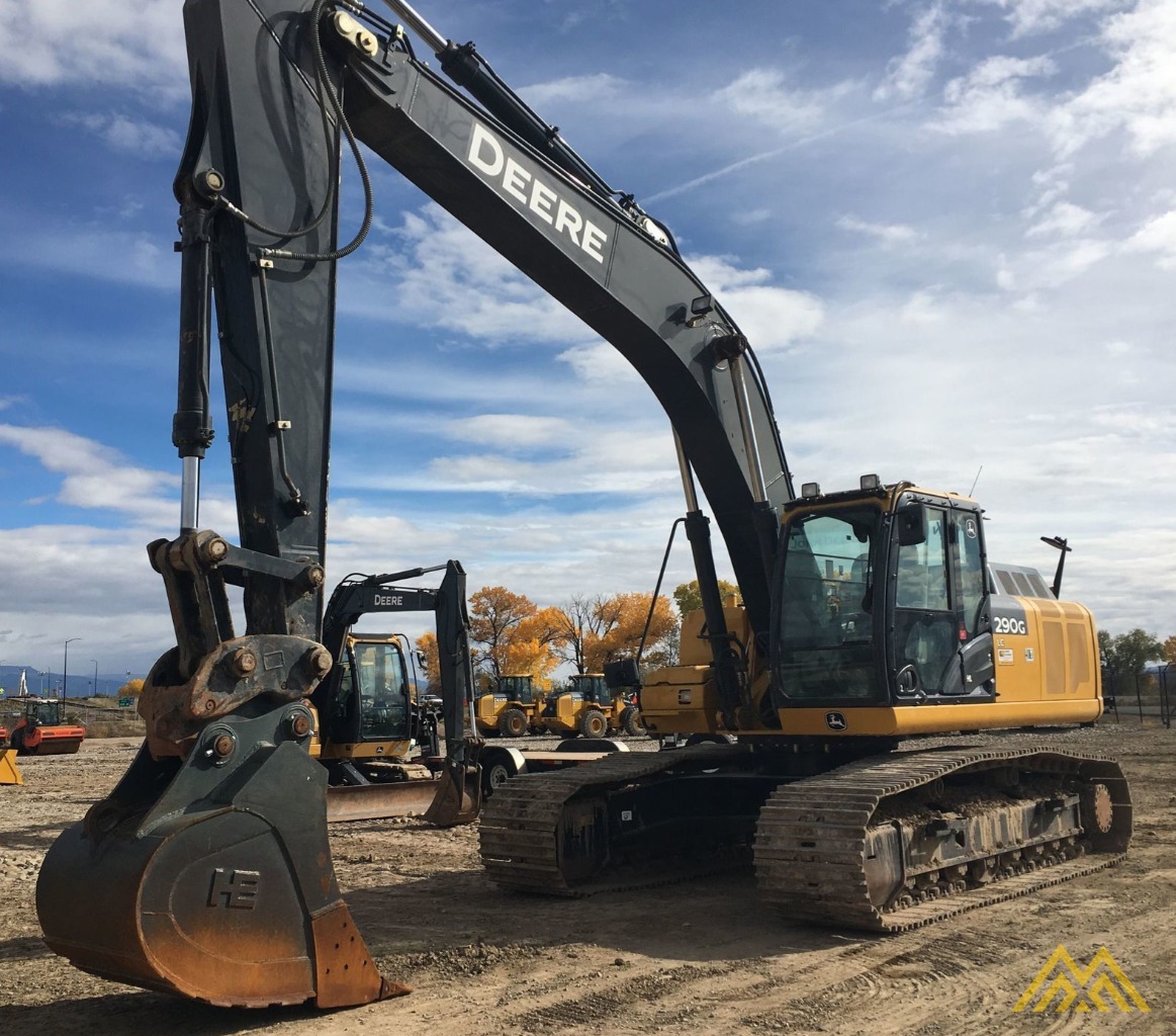 John Deere 290G LC Excavator 0