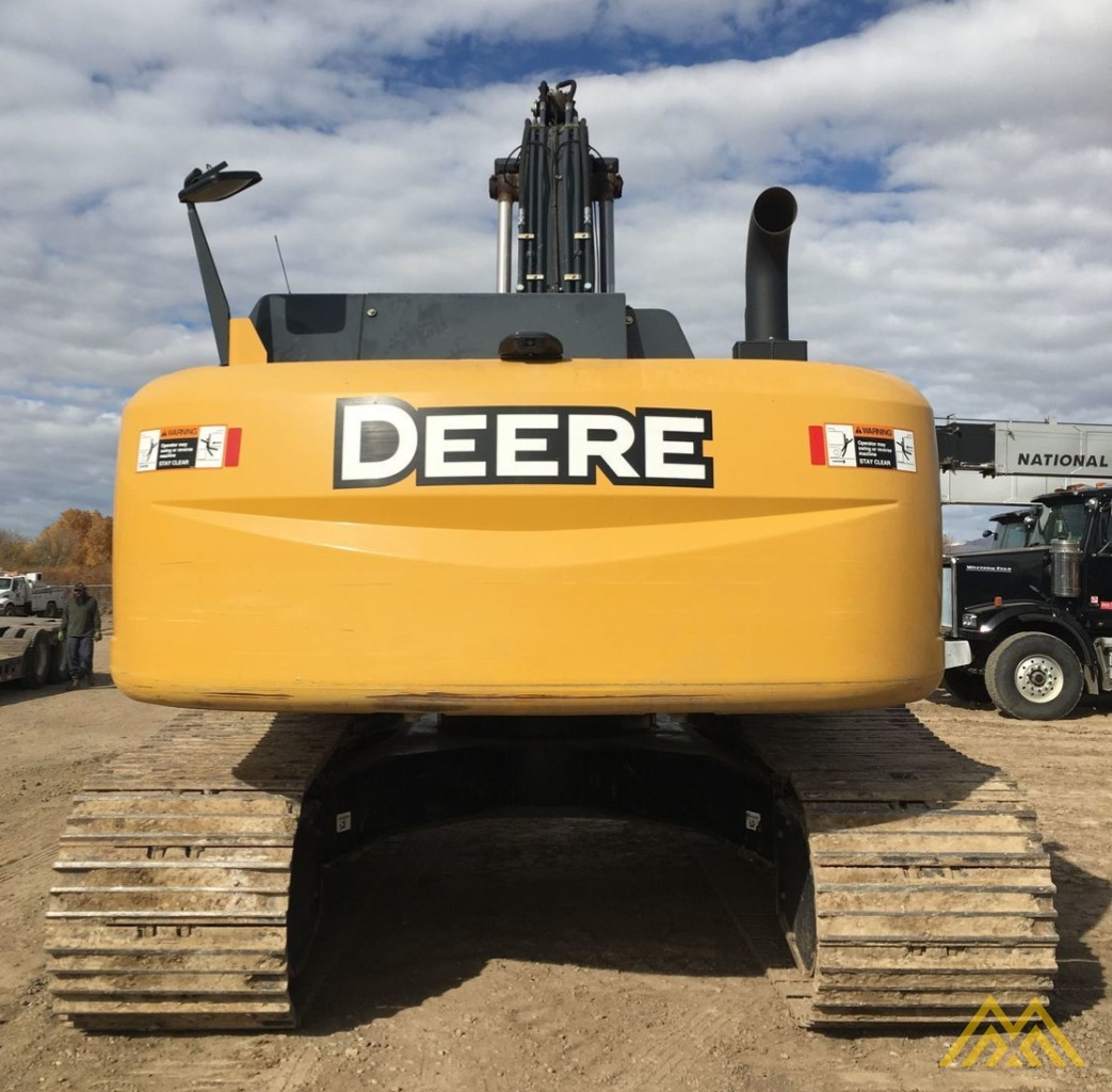 John Deere 290G LC Excavator 1