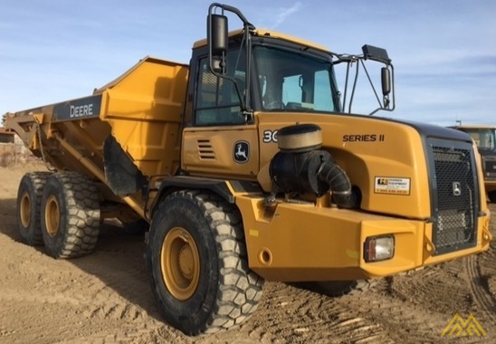 John Deere 300D-II Dump Truck 2
