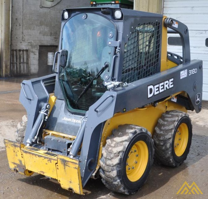 John Deere 318D Skid Steer Loader 0