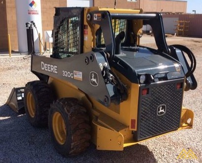 John Deere 320G Skid Steer Loader 2