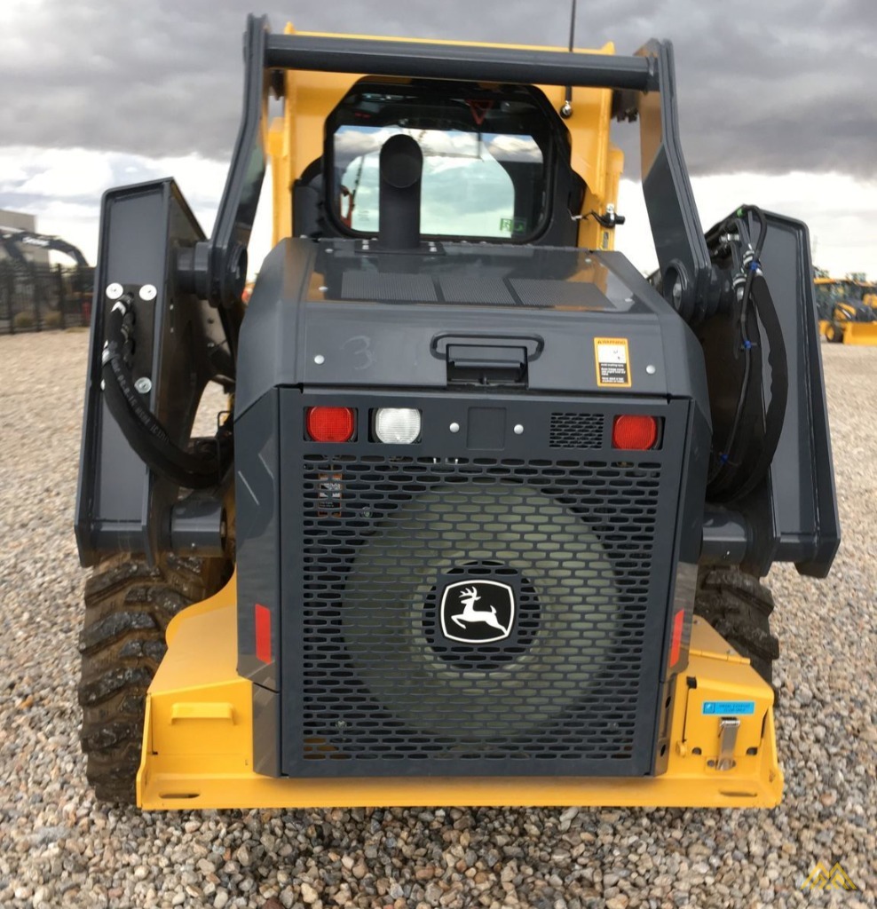 John Deere 330G Skid Steer Loader 3