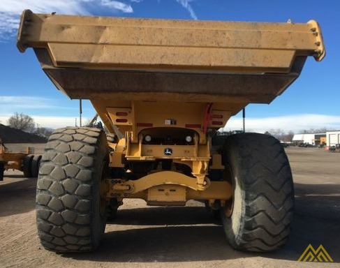 John Deere 410E Articulating Dump Truck 3