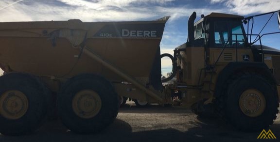 John Deere 410E Articulating Dump Truck 5