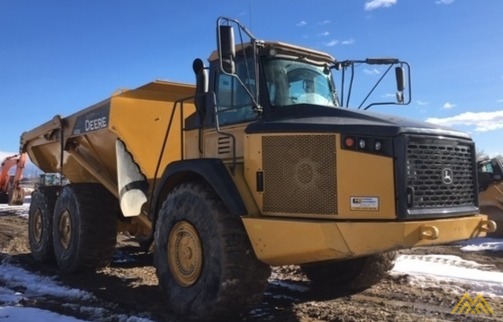 John Deere 410E Articulating Dump Truck 3