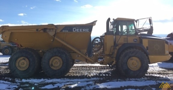 John Deere 410E Articulating Dump Truck 2