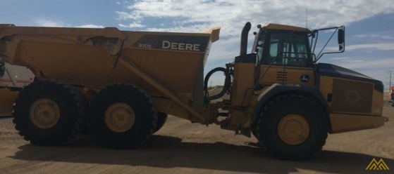 John Deere 410E Articulating Dump Truck 1