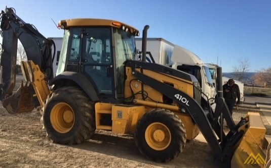 John Deere 410L Backhoe Loader 1
