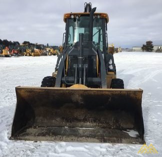 John Deere 410L Backhoe Loader 0