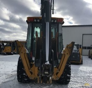 John Deere 410L Backhoe Loader 6