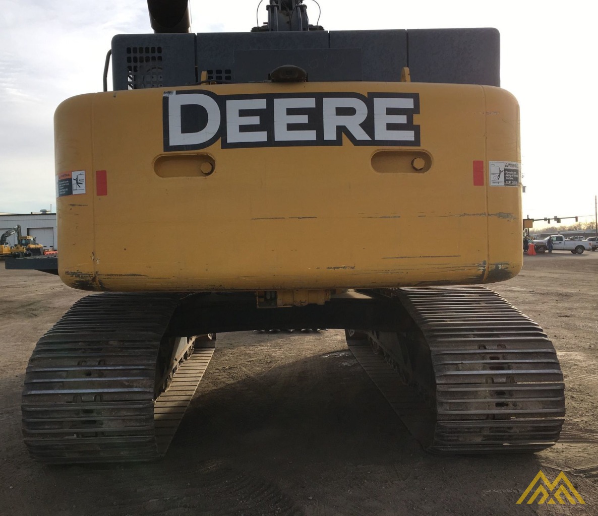 John Deere 470G LC Excavator 1