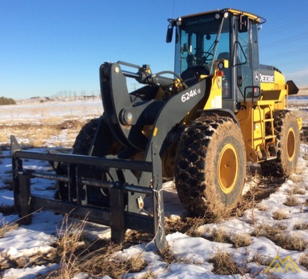 John Deere 624K-II Loader 1