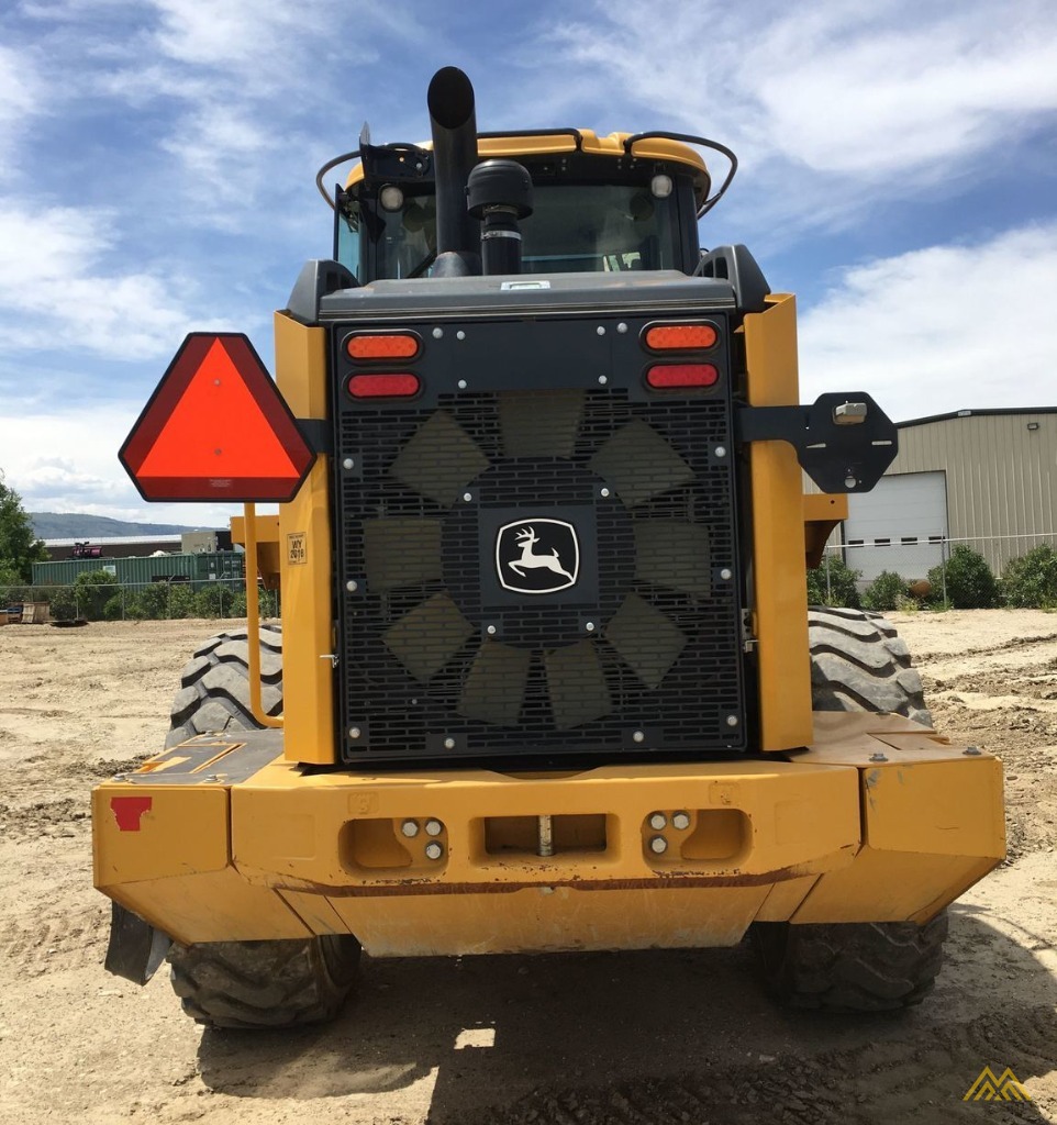John Deere 624K Wheel Loader 1